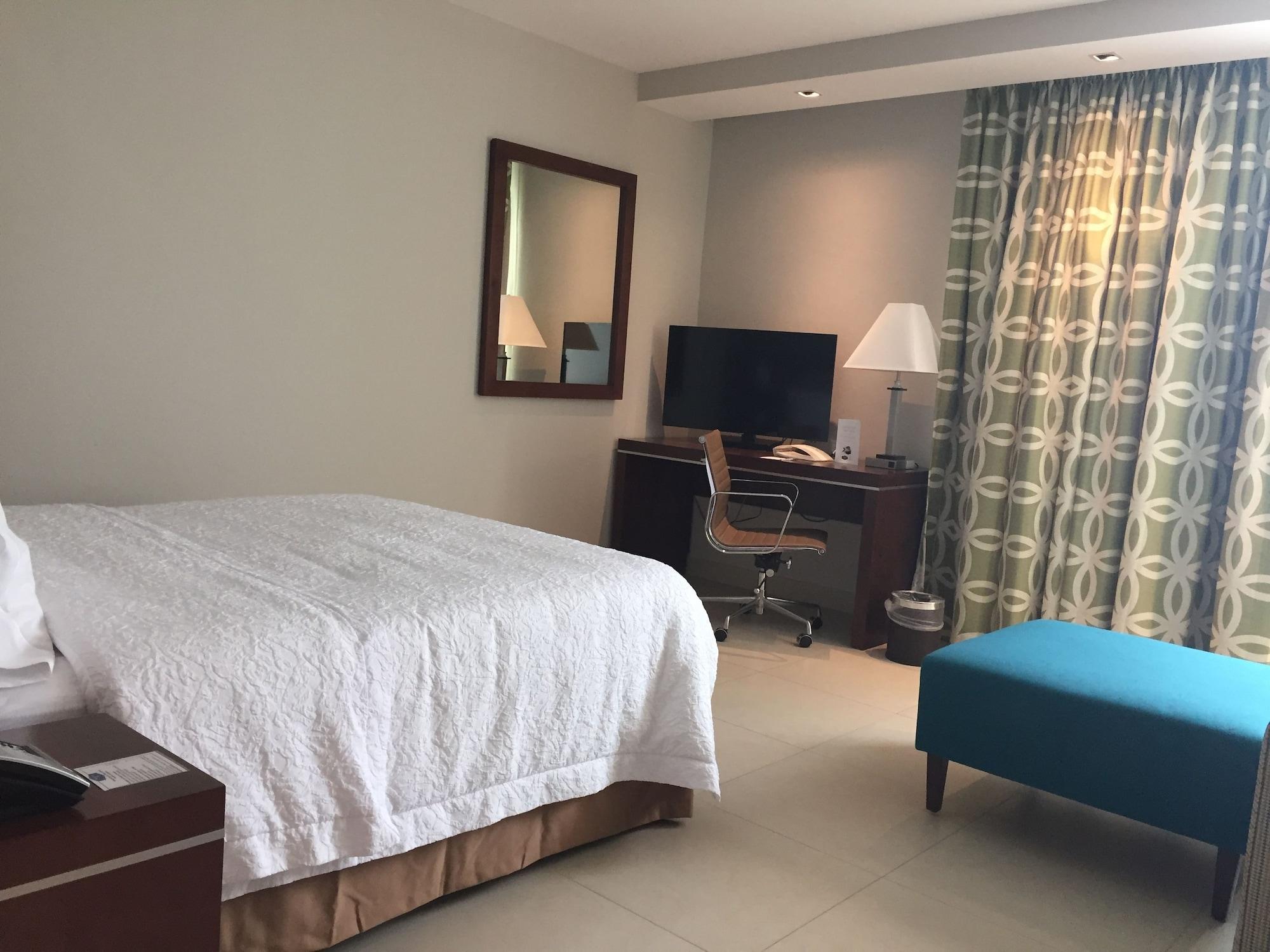 Hampton Inn By Hilton Mérida Εξωτερικό φωτογραφία