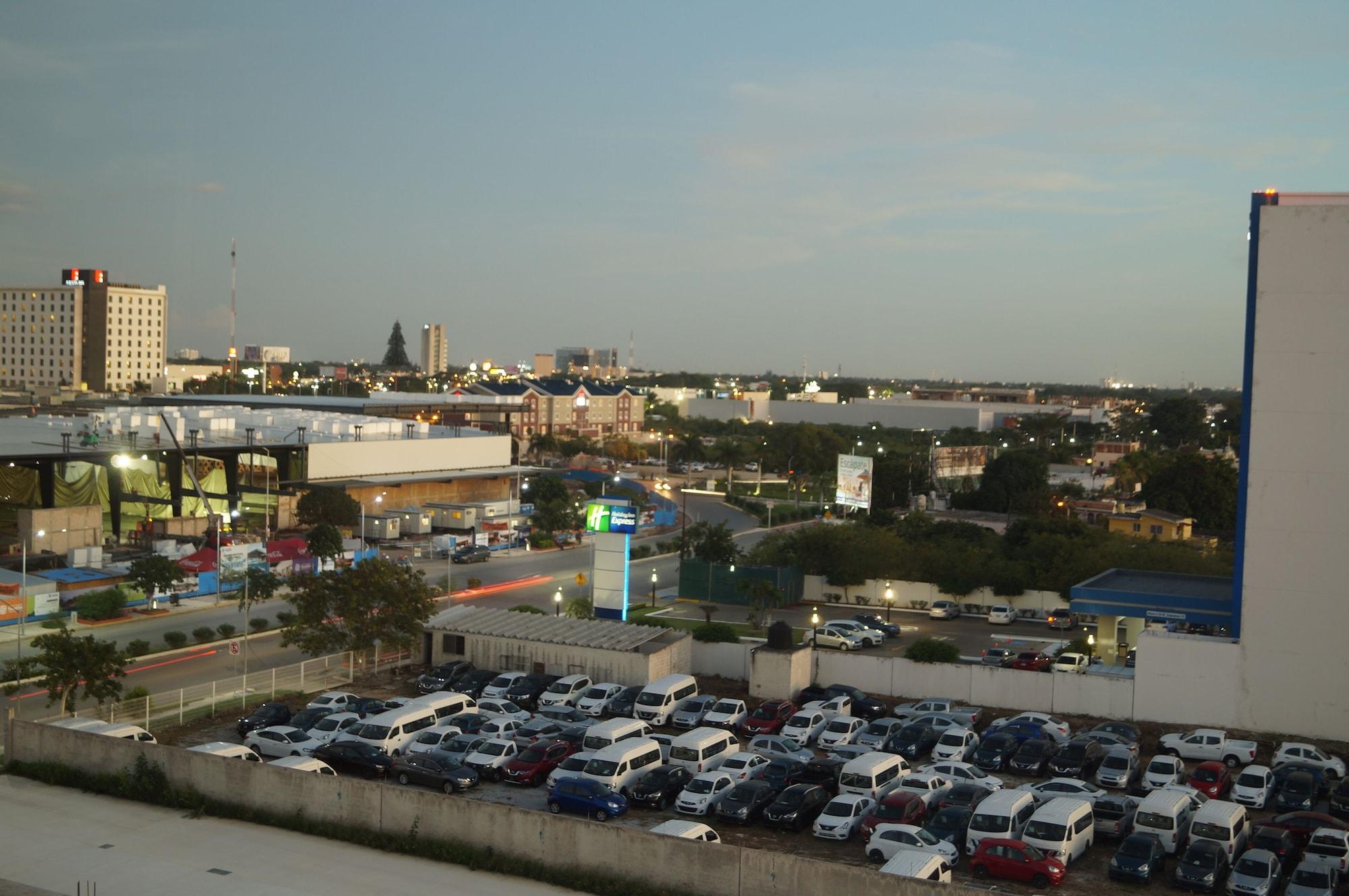 Hampton Inn By Hilton Mérida Εξωτερικό φωτογραφία