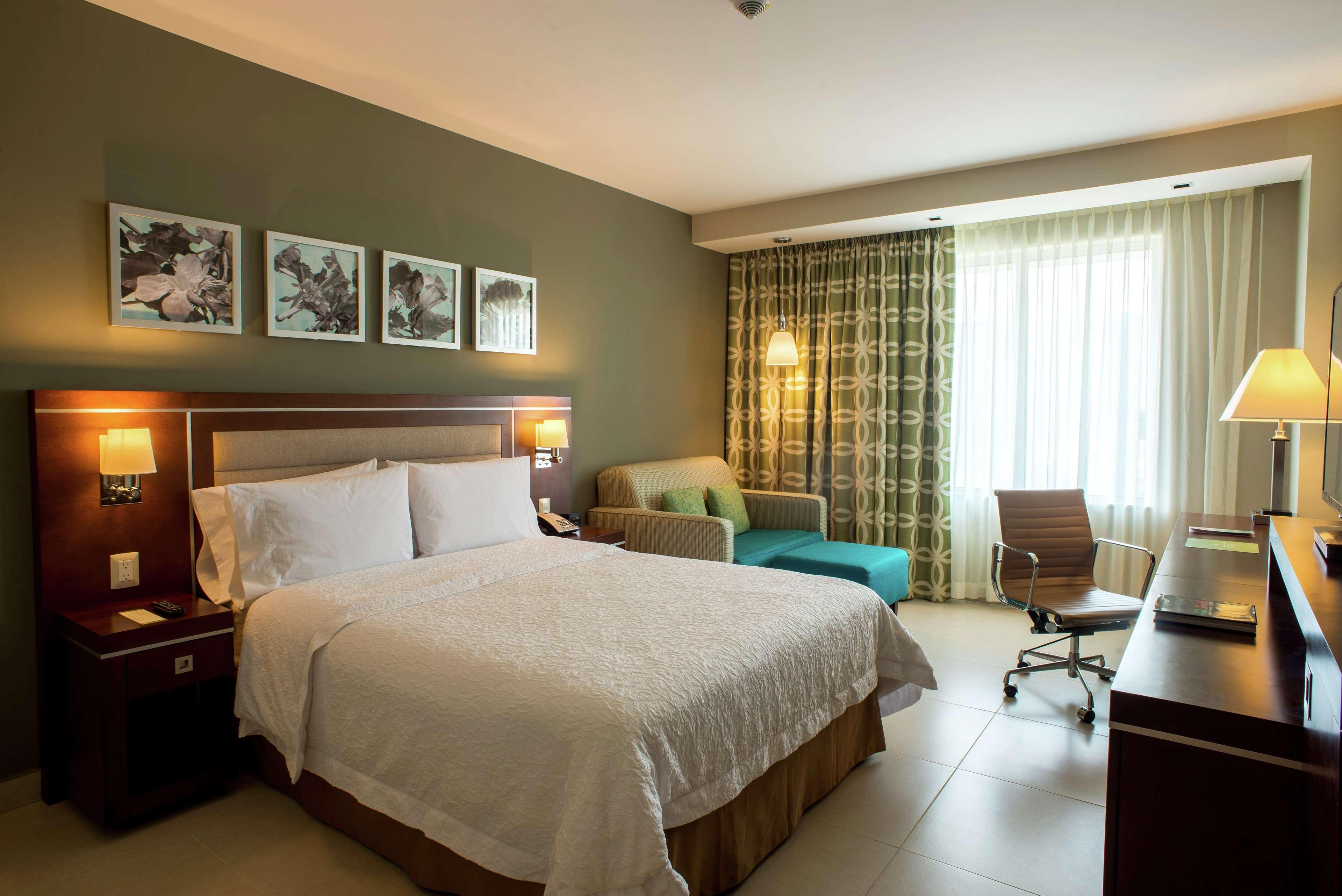 Hampton Inn By Hilton Mérida Εξωτερικό φωτογραφία