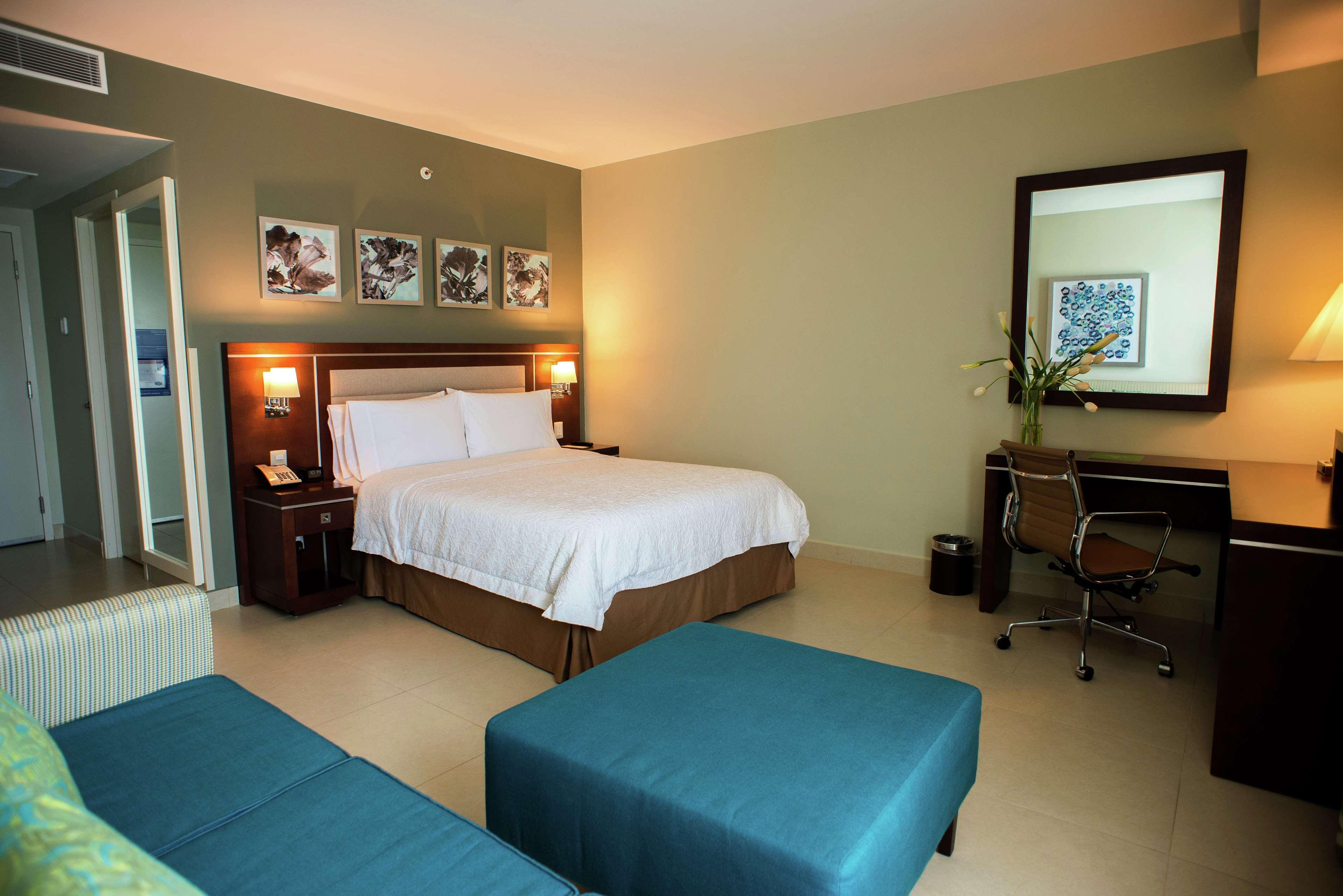 Hampton Inn By Hilton Mérida Εξωτερικό φωτογραφία